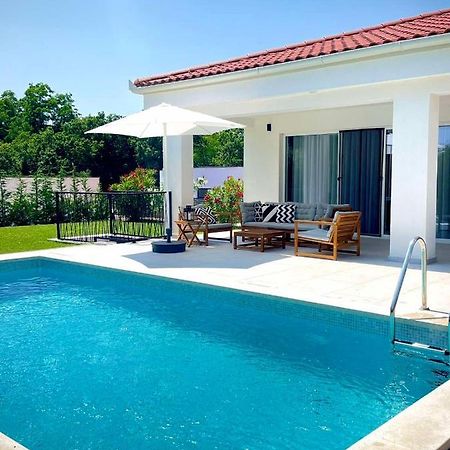 Villa Destiny Nedescina, Istrien, Kroatien Εξωτερικό φωτογραφία